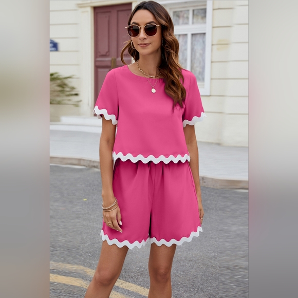 Contrast Trim Round Neck Top and Shorts Set - Picture 4 of 6